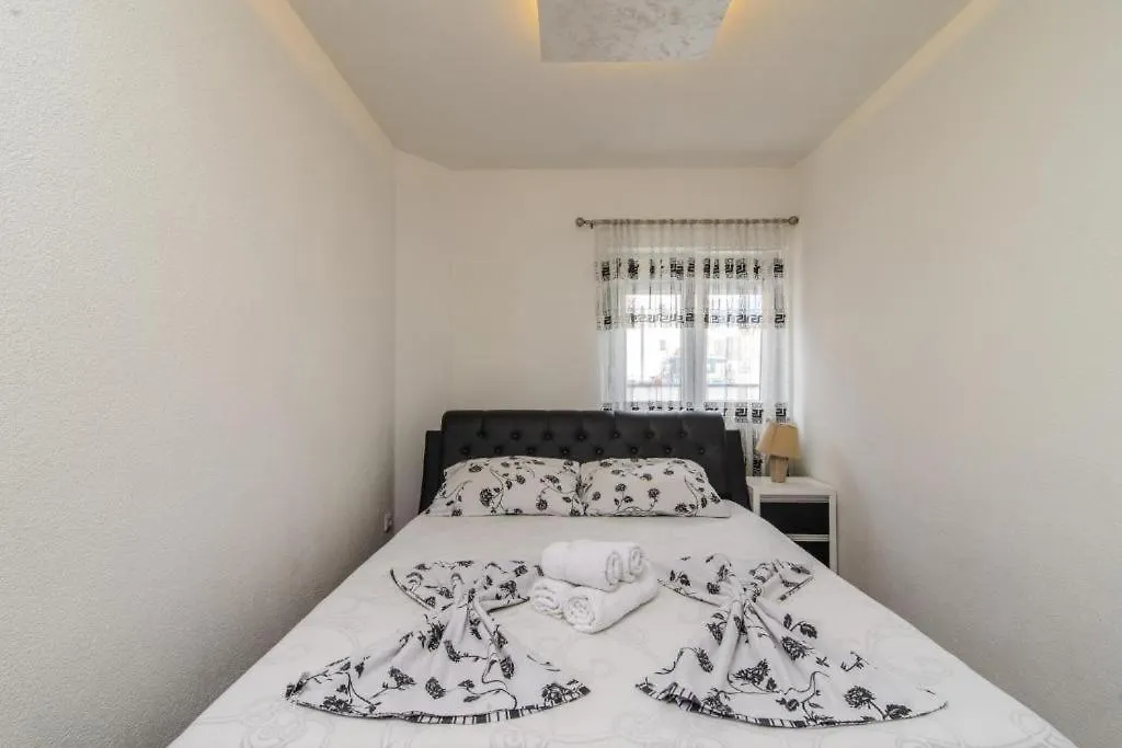 Apartment In Okrug Gornji With Sea View, Terrace, Air Conditioning, Wifi 5134-1 Trogir
